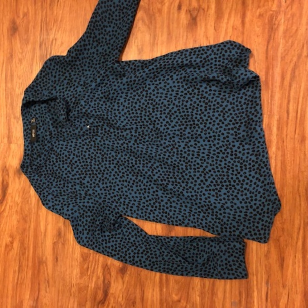 Apt 9 Green Work Blouse